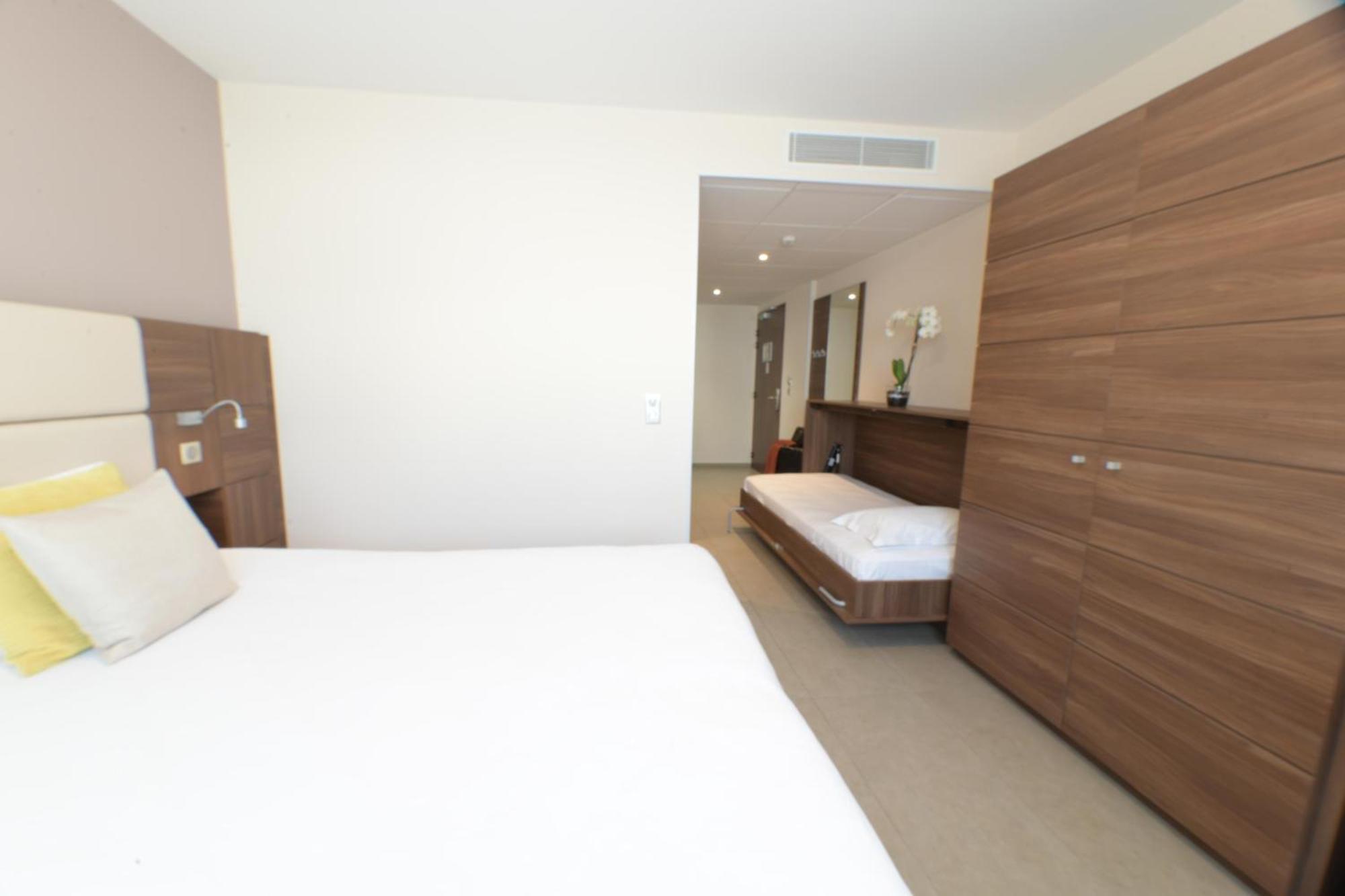 Hotel Port Toga 3*
